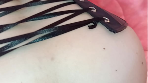 Image Esposa Puta Camarera Del Bar Se Lleva Un Cliente A Casa Y Lo Folla Por Dinero Mientras Su Marido Trabaja 2