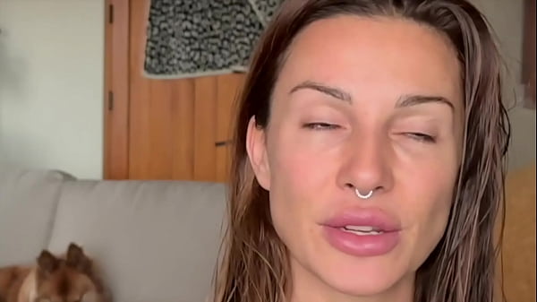 Image 5 REASONS WHY GIRLS DON'T CUM