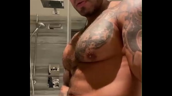 Image TATUED VIKTOR ROM HUGE COCK Latino horny gay masturbating