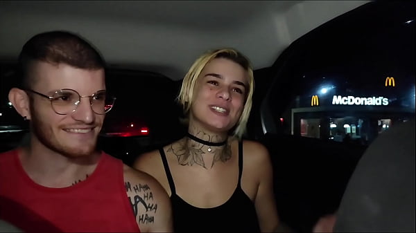 Image casal transa no uber, e o motorista filma tudo e joga na internet