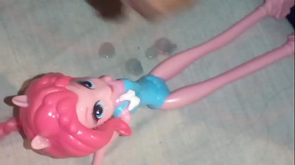 Image Cumpilation Facial a mis mu&ntilde_ecas Monster High #10