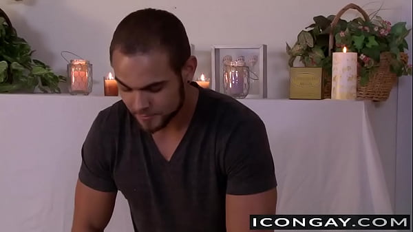 Image Twink Sam sticks his cock in horny masseur Brocks tight ass