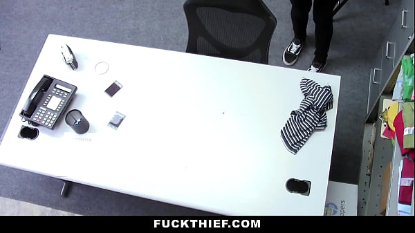 Image Mall Officer Finds the Teen Has Hidden the Stolen Items in Her Pants - Fuckthief