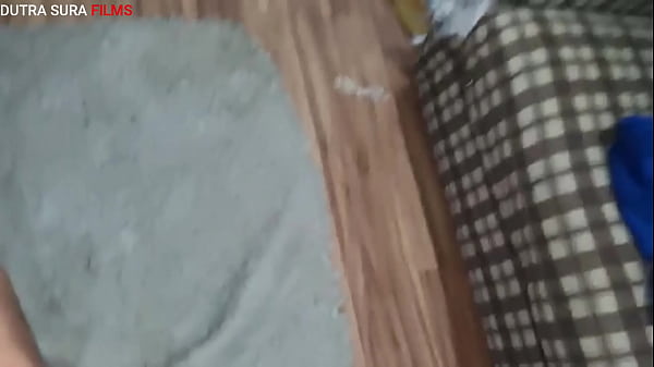 Image Safada sendo arrega&ccedil_ada, olha o gemido dessa novinha n&atilde_o da tempo de assistir tudo sem gozar antes