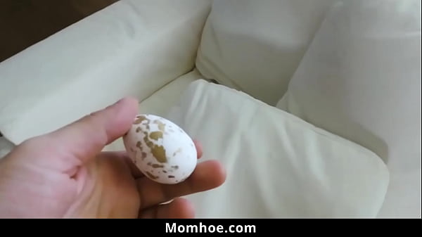 Image Stepson Share a Bed with Her Hot Milf Siri Dahl - Momhoe