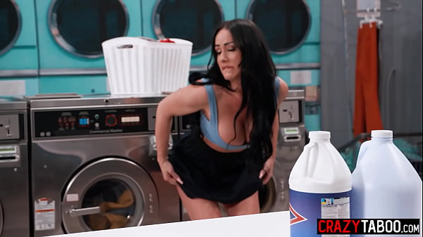Image Raunchy sex with shameless big tits MILF Jennifer White in laundry room