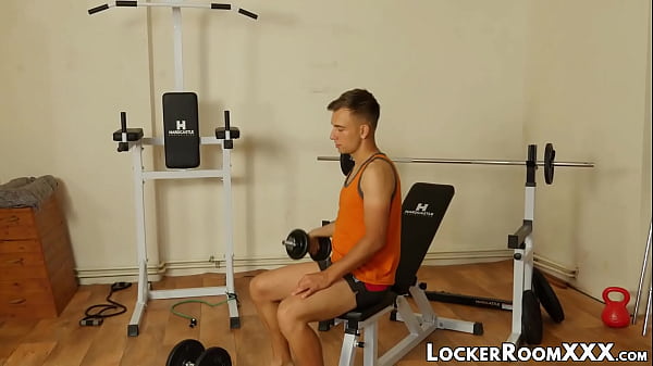 Image Sexy twink Jamie Oliver fucked doggystyle raw in locker room