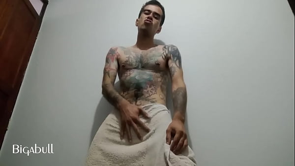 Image Despu&eacute_s del ba&ntilde_o una masturbada