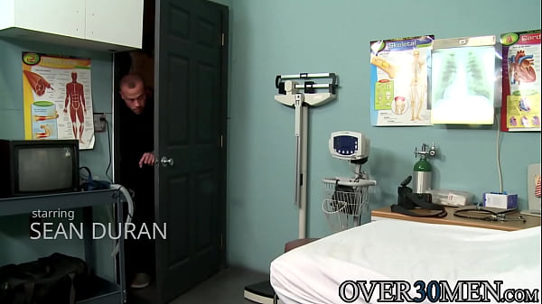 Image Muscular hospital assistants fucking during lunch time