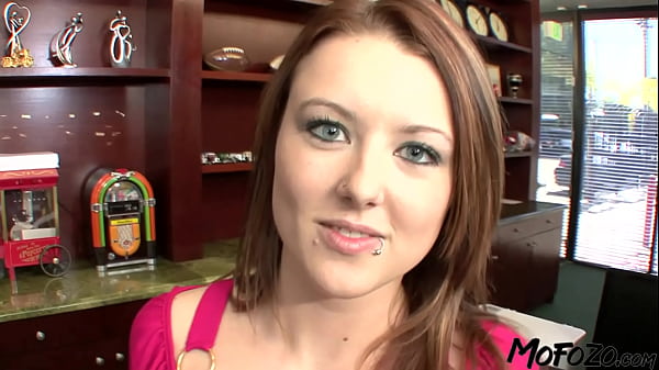Image MOFOZO.com - Brunette Step Sister Gets A Creampie