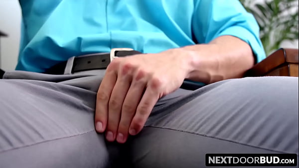 Image Two muscular dudes with huge cocks take turns at raw fucking