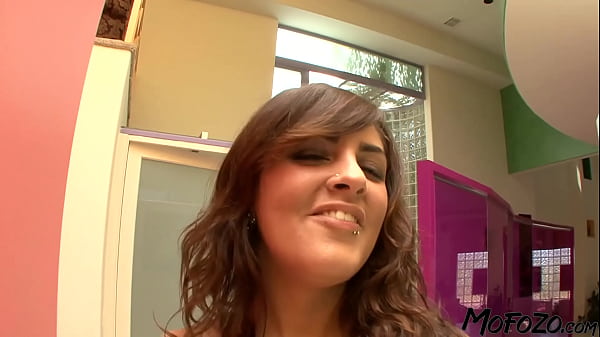 Image MOFOZO.com - Brunette Amateur Gets The Cum In Her Pussy