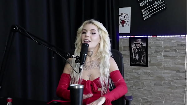 Image Se preparou para fazer o fisting, n&atilde_o sente tes&atilde_o na buceta, realiza fetiches vomitando no pau e quer transar com 25 homens gozando em sua cara - Kyra Sex (SHEER/RED)