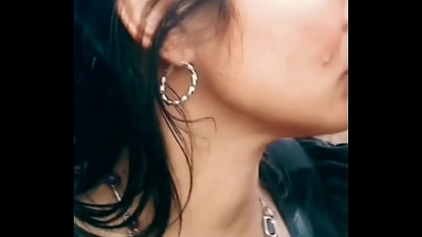 Image Sexo al aire libre con extra&ntilde_o que me mira hace d&iacute_as atras