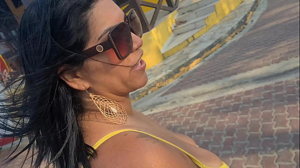 Image Fomos na praia aprontar e fodemos no banheiro do Quiosque a beira mar