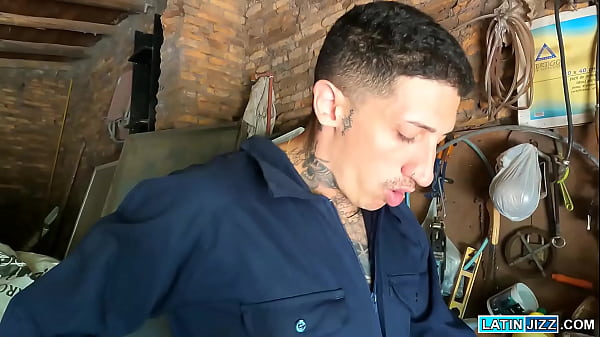Image Mechanic Crixxx Nie takes Nico Ruiz up on his offer to have his cock sucked hard