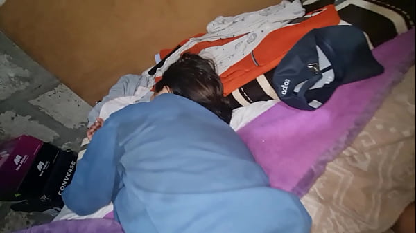 Image Solo queria que mi hermanastra argentina pase un buen momento