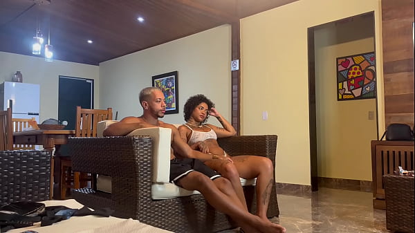 Image Sor Ub&aacute_ com a mulher do amigo que gostosa Completinho no fechado s&oacute_ assinar e no canal
