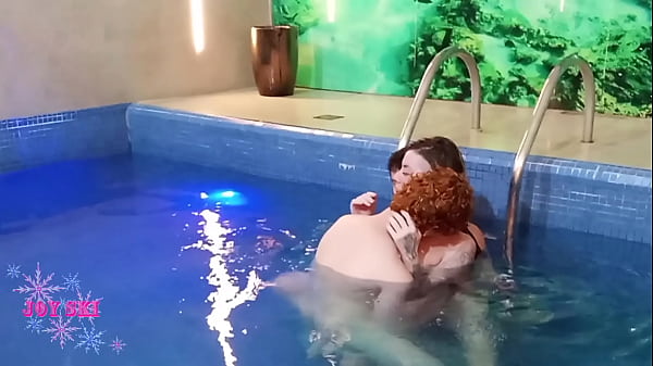 Image NOVINHA CASADA SE ACABA COM DOIS DOTADOS