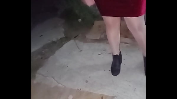 Image Desconocida sola y triste a media noche me pide que la acompa&ntilde_e y le romp&iacute_ el culo ( Video real con creampie anal )