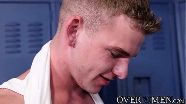 Image Jack Waters dicks down stepuncle Max Romano in locker room