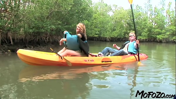 Image MOFOZO.com - Blonde Amateur Is Fucking With Her Instructor