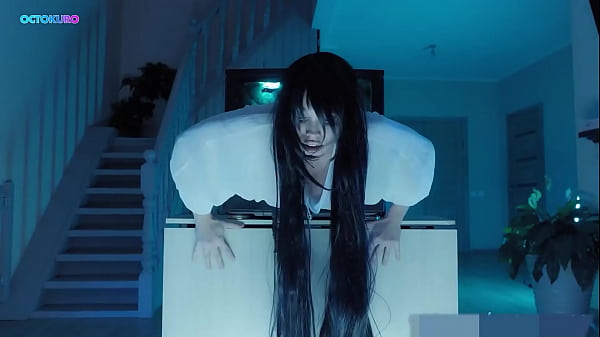 Image Sadako big ass stuck in TV