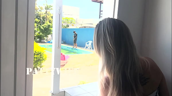 Image Esperei o Marido sair de casa para Dar pro limpador de piscina(completo no RED e SHEER)