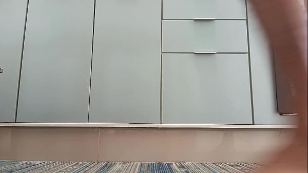 Image Adoro sentar neste consolo grosso,e arrombar este cuzinho,Que delicia@!!!!
