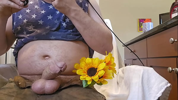 Image Bator Uses Pps To Cum