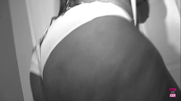 Image Smoking hot black babe with massive ass and tits gives awesome blowjobs