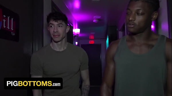 Image Vincent O'Reilly And Ty Santana Catch Kyle Michaels And Myhyem M Jordyn In The Act - PigBottoms
