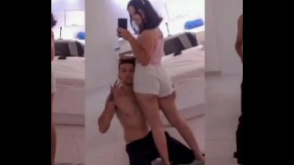 Image Uma mamada da White Moon pra esquentar nesse friozinho