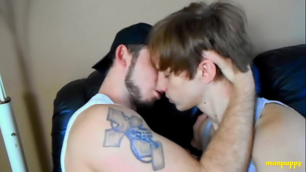Image Twinks Elis Ataxxx And Toby Springs Kissed Romantically