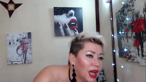 Image Mature bitch wife Aimee and husband's fist in her wet fucking cunt .!.
