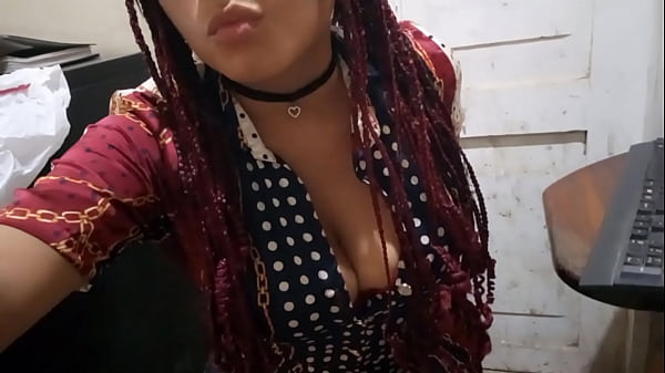 Image la novia de mi compa&ntilde_ero de oficina quiere cumplir un fetiche y se toca sexy en el trabajo. 2