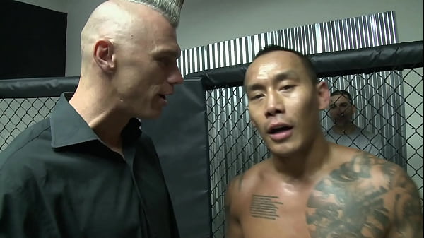 Image Fucking in a mma ring