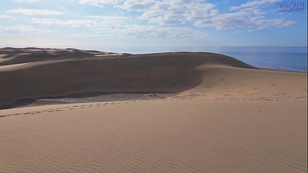 Image Lily's Unexpected Adventures In The Middle Of The Dunes! | LilyKoti