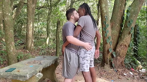 Image Neg&atilde_o Me Levou Pro Parque e Me Comeu em P&uacute_blico Mesmo - Pr&eacute_via (COMPLETO NO XVIDEOS RED)