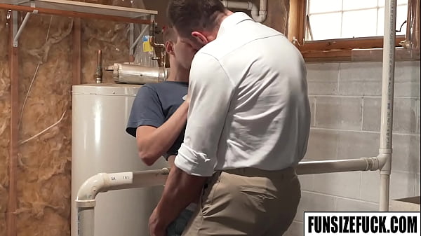 Image Cute twink Noah White lets DILF Jay Stryker to continue fuck his gaping ass hole more and more