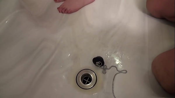 Image Japanese cute busty milf in the bath3