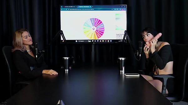 Image Gostosa demonstra o seu boquete, chupa os peitos depois de dizer que o homem tem que pagar a conta pra transar com ela - Ariane Kimiko (SHEER/RED)