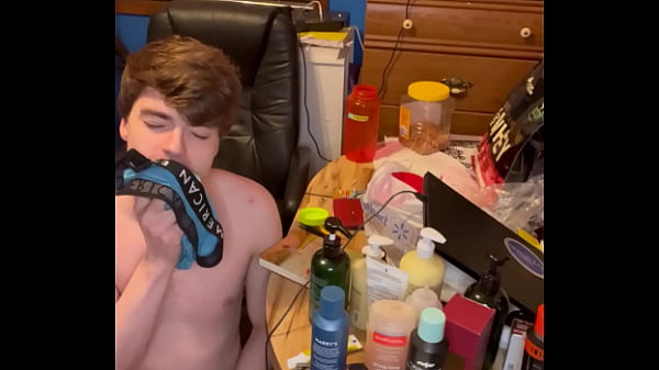 Image Sneaking Into My Step-Brother&rsquo_s Room and Cumming on His Underwear