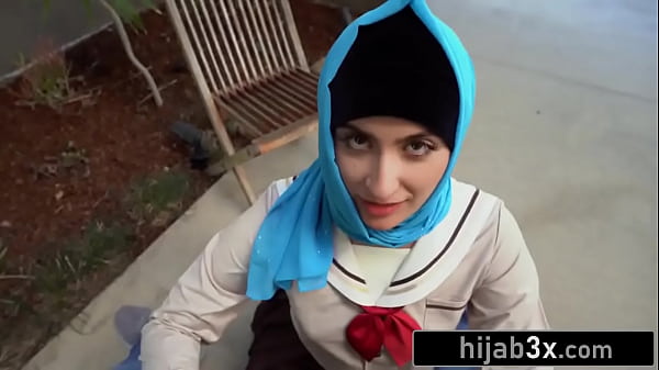Image Sexy Middle-Eastern Teen Tries Sucking Cock For The First Time