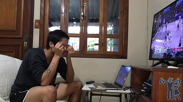 Image She bothered me to fuck her during the game so I stuck my dick in hard (Subtitled in English)