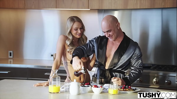 Image TUSHY Anal-Loving Emma Teaches Euro BF The American Way