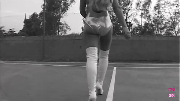 Image She received a huge load of cum in her mouth after a great double penetration