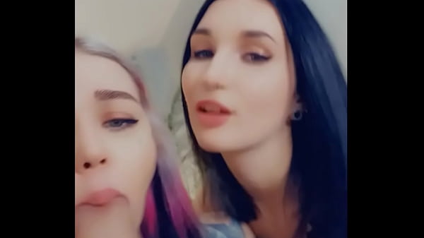Image NAUGHTY GIRLS