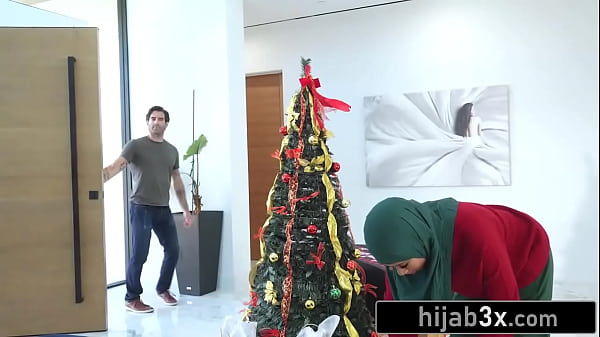 Image Smoking Hot Hijab Babe Fucked By Her Best Friend's Stepdad For Christmas