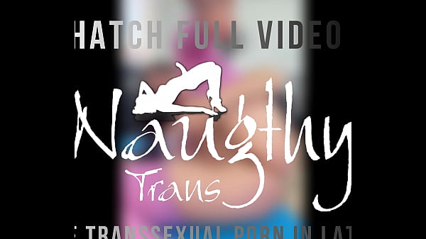 Image Beautiful trans girl masturbates in the gym